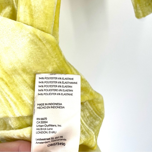 ANTHROPOLOGIE Pilcro Velveteen Mock Neck Chartreuse Blouse Top - Picture 8 of 8